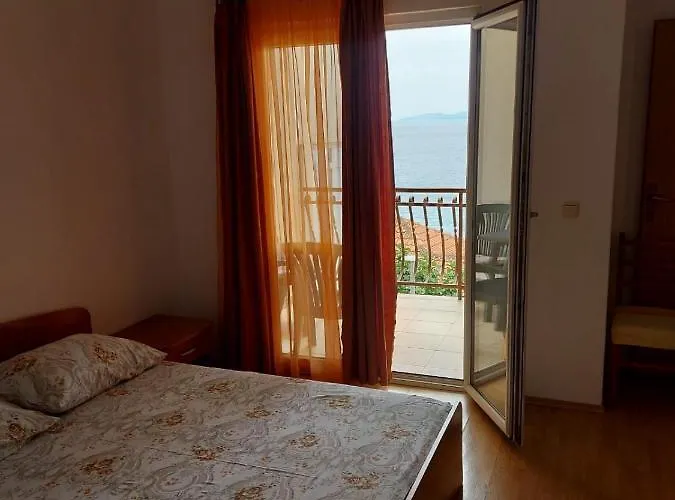 Karla Apartman