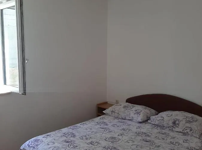 Karla Apartman *